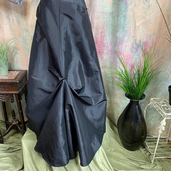 ๐Bill Levkoff Stunning Evening Gown w/ Train or Cascading, Prom - Wedding -Ball - Picture 9 of 16